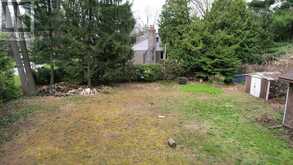 394 MAPLEHURST AVENUE | Oakville Ontario | Slide Image Nine