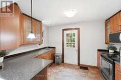 61 GLENMOUNT AVENUE | Hamilton Ontario | Slide Image Thirteen