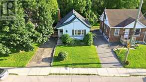 61 GLENMOUNT AVENUE | Hamilton Ontario | Slide Image Forty
