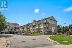 34 - 42 PINERY TRAIL | Toronto Ontario | Slide Image Twenty-five