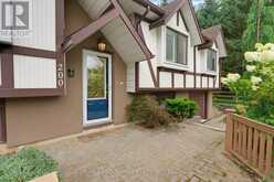 200 LYNDEN ROAD | Hamilton Ontario | Slide Image Four