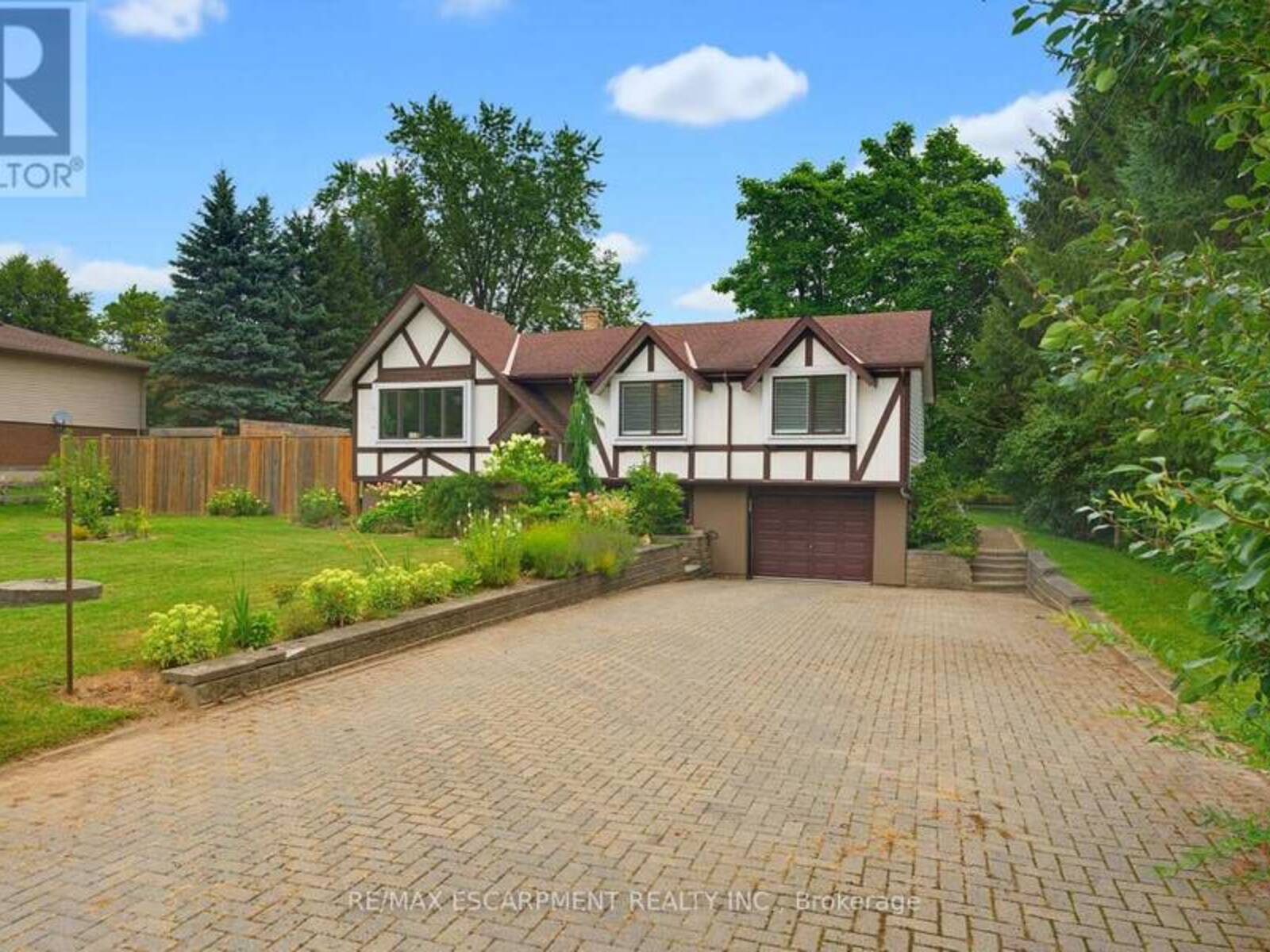 200 LYNDEN ROAD, Hamilton, Ontario L0R 1T0