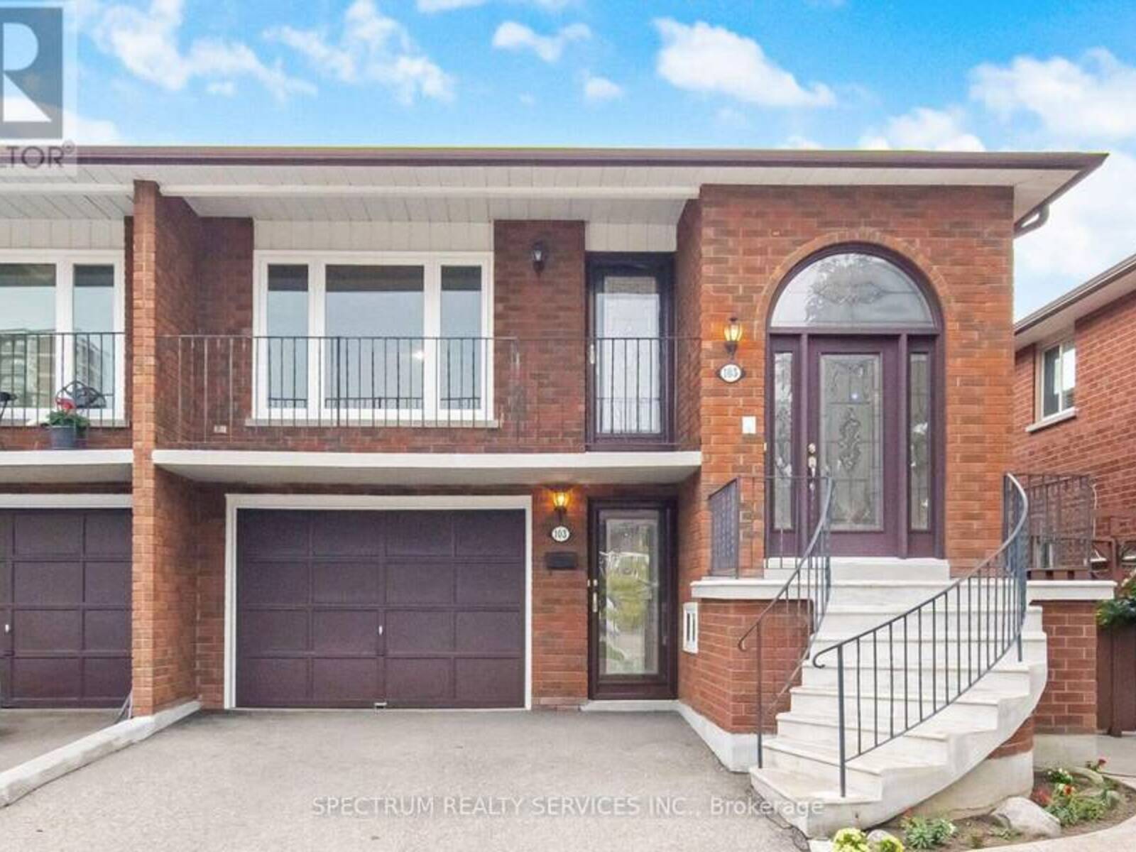 103 JOHN LINDSAY COURT, Toronto, Ontario M3L 2L1