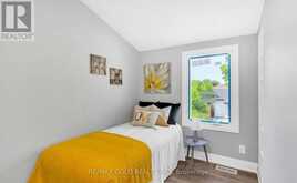 8 FAIRGLEN CRESCENT | Toronto Ontario | Slide Image Twenty-two
