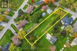 39 MAPLE GROVE AVENUE | Richmond Hill Ontario | Slide Image Three