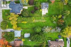 39 MAPLE GROVE AVENUE | Richmond Hill Ontario | Slide Image Eight