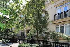 19 - 88 CARR STREET | Toronto Ontario | Slide Image Three