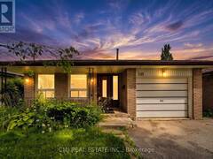 185 LAVINA CRESCENT Hamilton Ontario, L9C 5S8