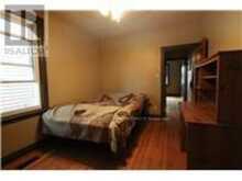 35 BARONS AVENUE S | Hamilton Ontario | Slide Image Fourteen