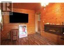 35 BARONS AVENUE S | Hamilton Ontario | Slide Image Sixteen