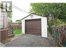 35 BARONS AVENUE S | Hamilton Ontario | Slide Image Eighteen