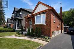 35 BARONS AVENUE S | Hamilton Ontario | Slide Image Four