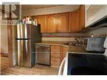 35 BARONS AVENUE S | Hamilton Ontario | Slide Image Nine