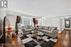 43 MONARCH PARK DRIVE | St. Catharines Ontario | Slide Image Four