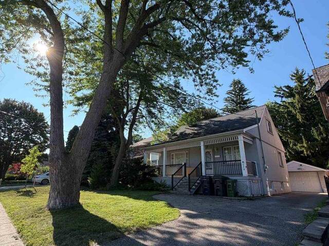 228 HOLLYWOOD AVENUE Toronto Ontario, M2N 3K6 - 5 Bedrooms Home For Sale
