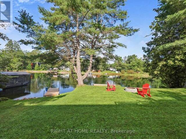8168 LAIDLAW AVENUE Washago Ontario, L0K 2B0 - 3 Bedrooms Waterfront Home For sale