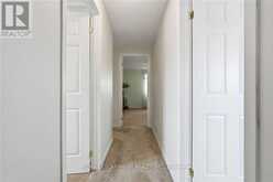 30 TWINOAKS CRESCENT | Hamilton Ontario | Slide Image Seventeen