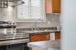 30 TWINOAKS CRESCENT | Hamilton Ontario | Slide Image Six