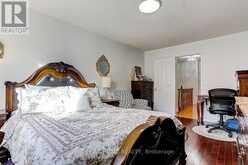 16 PAT BROOKS TERRACE | Toronto Ontario | Slide Image Thirty-two