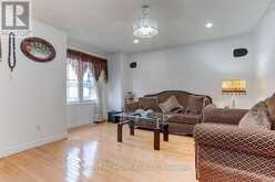 16 PAT BROOKS TERRACE | Toronto Ontario | Slide Image Seven