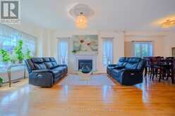 14 CLARINET LANE | Whitchurch-Stouffville Ontario | Slide Image Thirteen