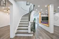 112 BIRCHWOOD DRIVE | Barrie Ontario | Slide Image Two