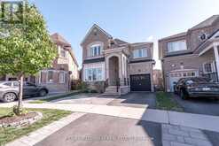 19 BELLOTTI CRESCENT | Ajax Ontario | Slide Image Three