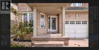 17 ECHORIDGE DRIVE | Brampton Ontario | Slide Image Two