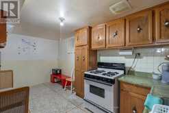 37 LAURENTIAN DRIVE S | London Ontario | Slide Image Eighteen