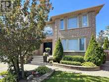 12 LAVINIO COURT | Vaughan Ontario | Slide Image Four