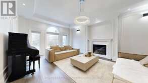 20 BLAINE DRIVE | Toronto Ontario | Slide Image Six