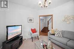 43 MARCHMOUNT ROAD | Toronto Ontario | Slide Image Eleven