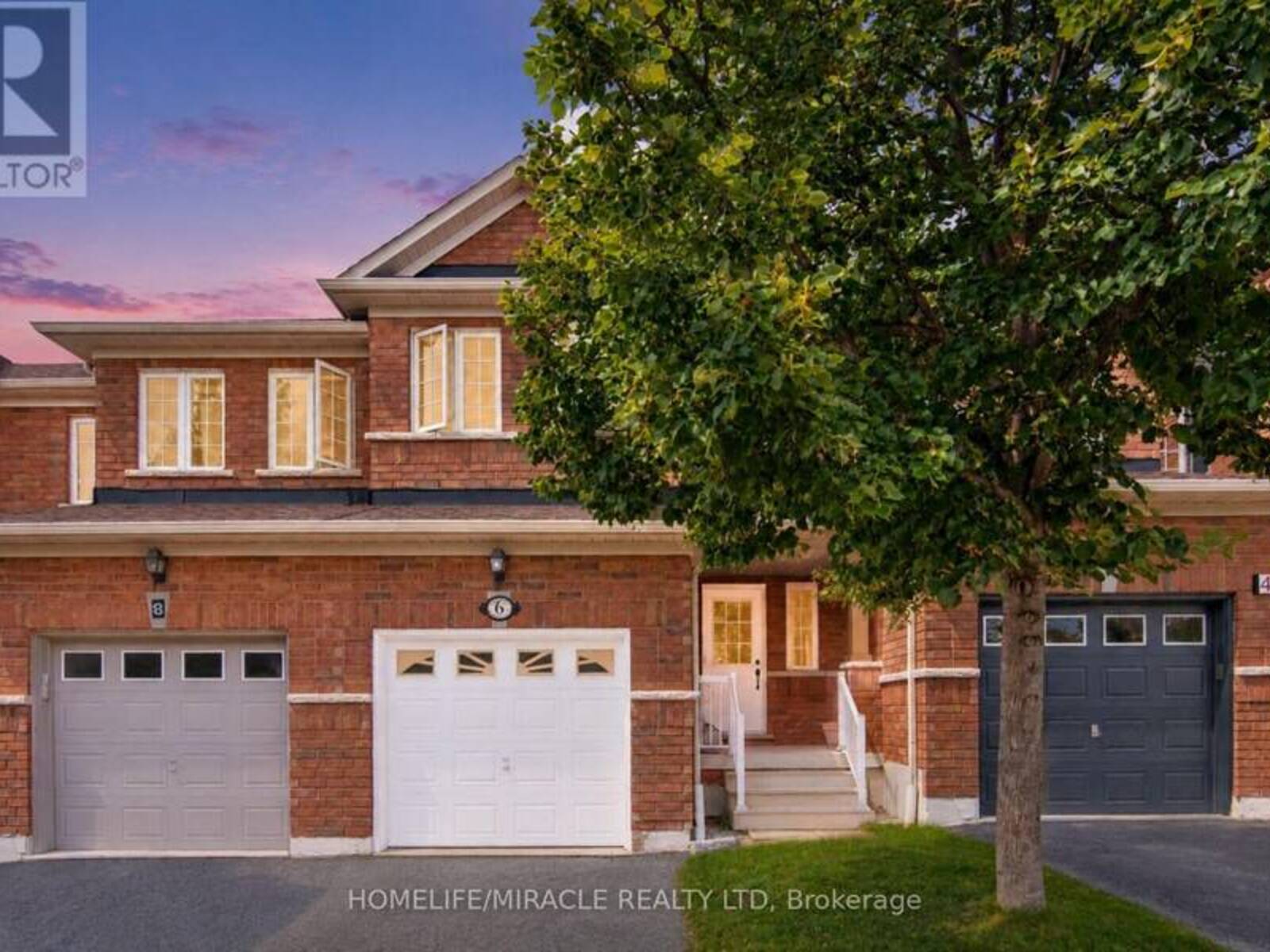 6 BARKDALE WAY, Whitby, Ontario L1N 0E9