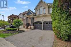 8 YEMINA GATE | Vaughan Ontario | Slide Image Three