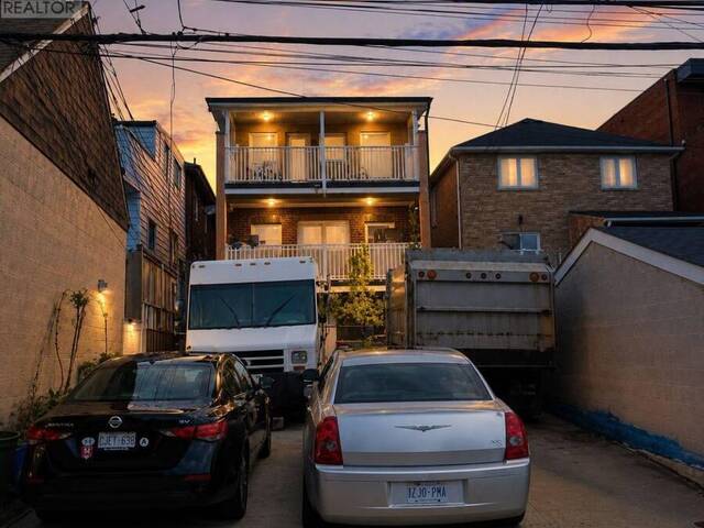 352 CALEDONIA ROAD Toronto Ontario, M6E 4T6 - 7 Bedrooms Home For Sale