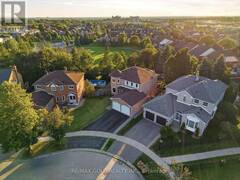 38 SILVERBIRCH PLACE Whitby Ontario, L1R 1X6