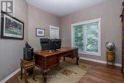 9 LADDIE LANE | Springwater Ontario | Slide Image Sixteen