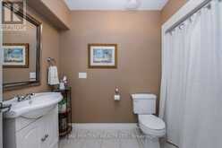 9 LADDIE LANE | Springwater Ontario | Slide Image Thirty-eight