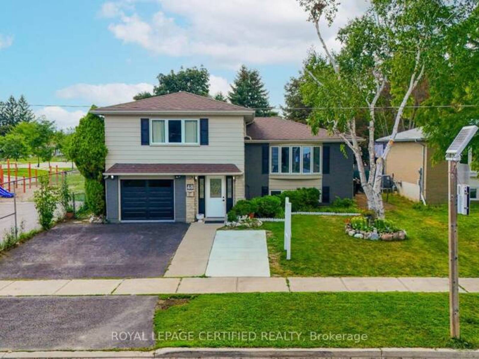 48 HIGHCASTLE ROAD, Toronto, Ontario M1E 4N1