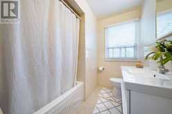 417 PALISER CRESCENT S | Richmond Hill Ontario | Slide Image Twenty-three