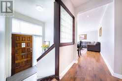 417 PALISER CRESCENT S | Richmond Hill Ontario | Slide Image Eight
