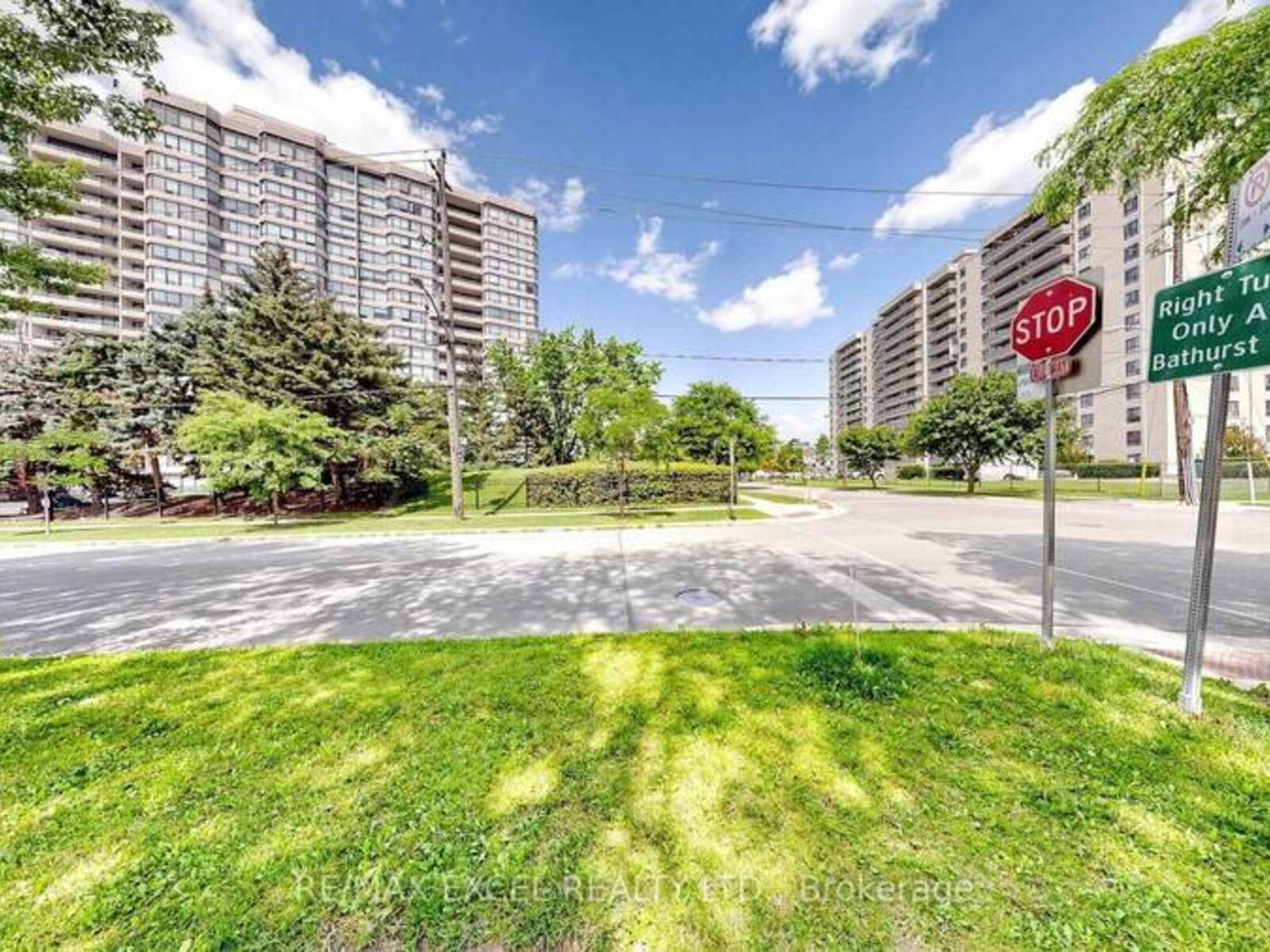 PH103 - 1101 STEELES AVENUE W, Toronto, Ontario M2R 3W5