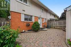71 DOGWOOD CRESCENT | Toronto Ontario | Slide Image Four