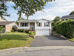 4132 CELIA COURT Burlington Ontario, L7L 5L9