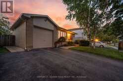 3245 LANSDOWN DRIVE | Burlington Ontario | Slide Image Forty-five