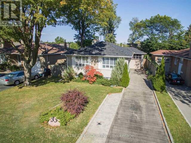 33 HEATHVIEW AVENUE Toronto Ontario, M2K 2C2 - 4 Bedrooms Home For Sale