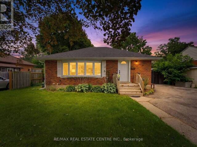 66 SCRIMGER AVENUE Cambridge Ontario, N1R 4W3 - 4 Bedrooms Home For Sale
