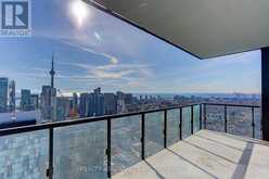 4310 - 488 UNIVERSITY AVENUE | Toronto Ontario | Slide Image Eighteen