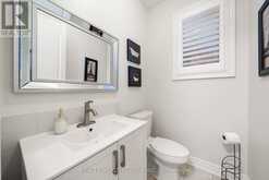 42 MONDIAL CRESCENT | East Gwillimbury Ontario | Slide Image Thirteen