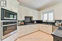 154 CHARLTON BOULEVARD | Toronto Ontario | Slide Image Eleven